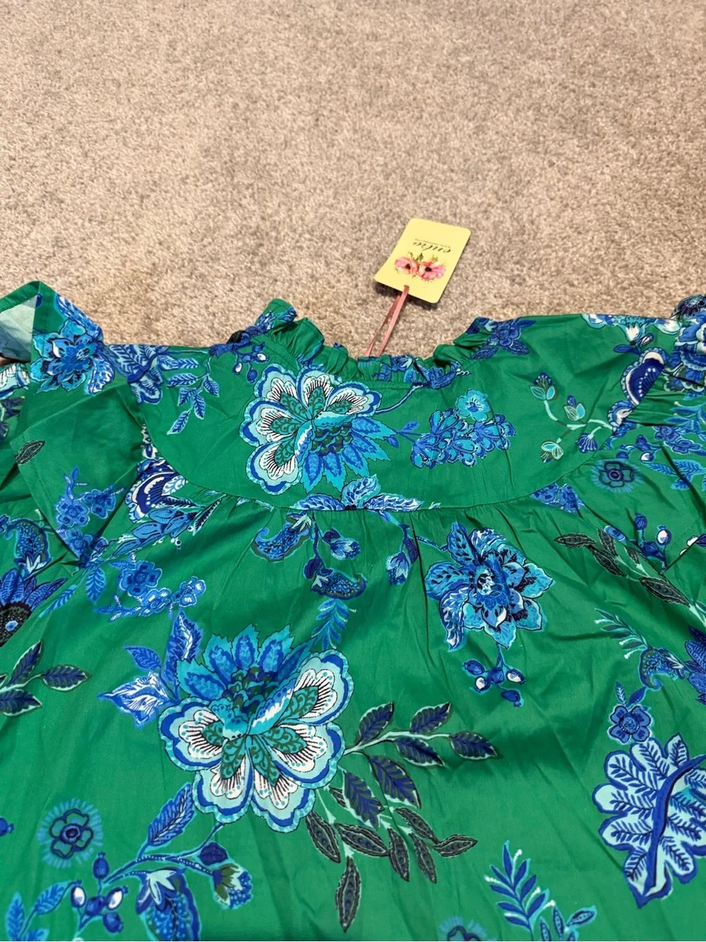 Entro Green Floral Flutter Sleeve Blouse - Picture 5 of 8
